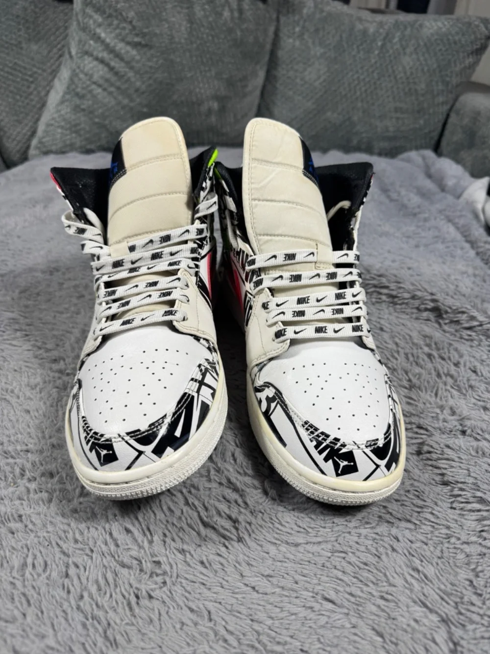 Jordan Air Jordan 1 Mid Shoes Men's 12 Multicolor All-Over Basketball 554724-119